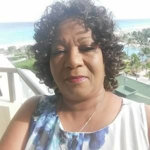 Meet your Posher, Debra